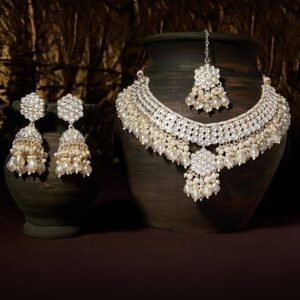 Gold Tone Dazzling Kundan Cluster Beads Drop Necklace Earring Maangtikka Set For Women