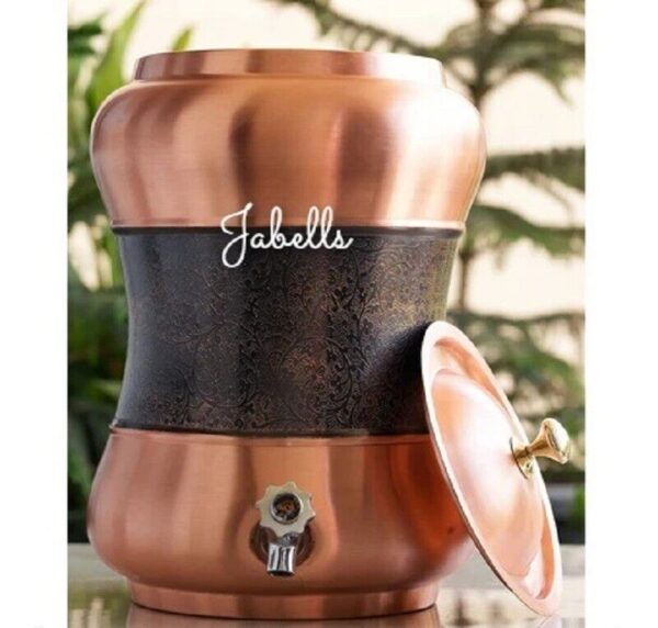 Copper Lacqour Coated Water Pot with Antique Finished in Middle