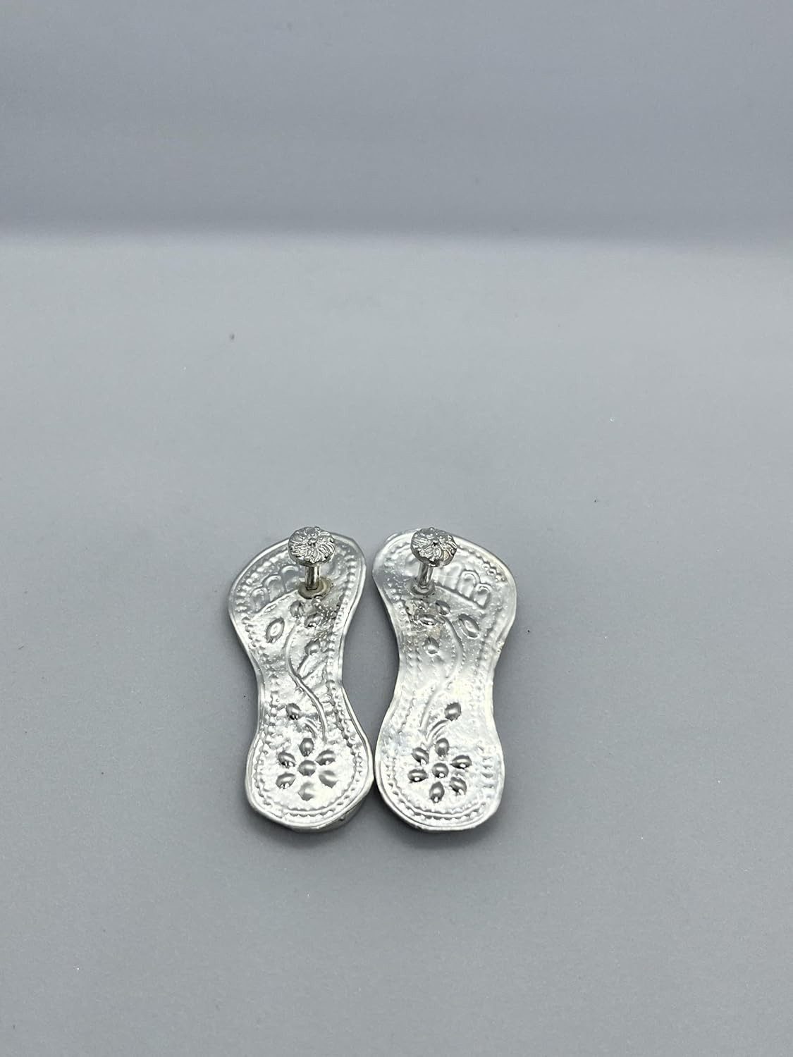 Silver Laxmi Feet Idols for Hindu Worship, 5 cm Large Size | eBay - الصورة 3