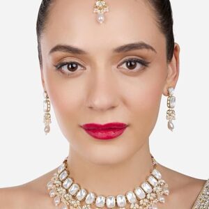 Poojavi Turquoise Blue Stones & Austrian Diamonds Choker Necklace Earring Maangtikka Set For Women